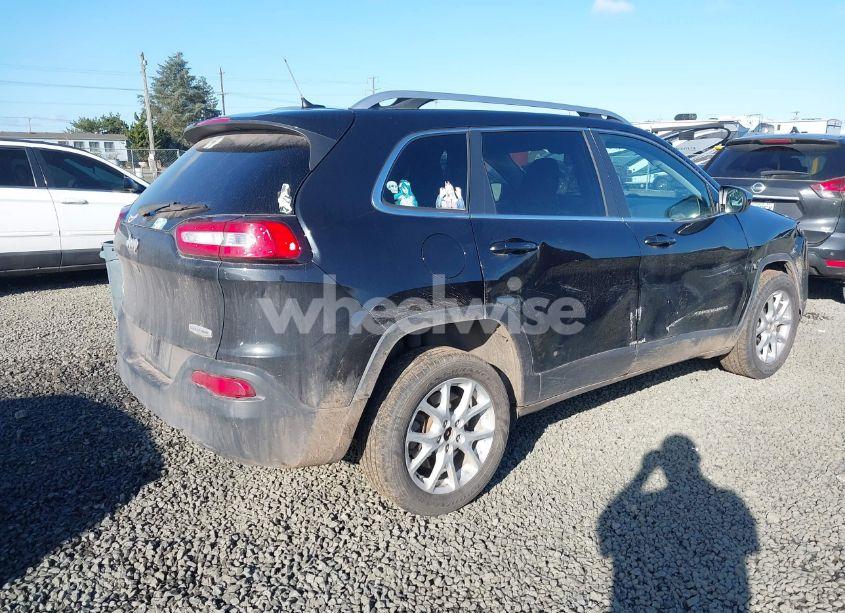 Photo 4 of 2015 Jeep Cherokee LATITUDE (VIN 1C4PJMCB6FW709229)