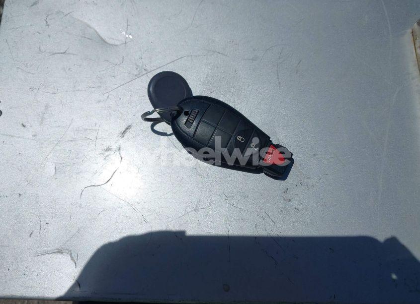 Photo 11 of 2015 Jeep Cherokee LATITUDE (VIN 1C4PJMCB6FW714883)