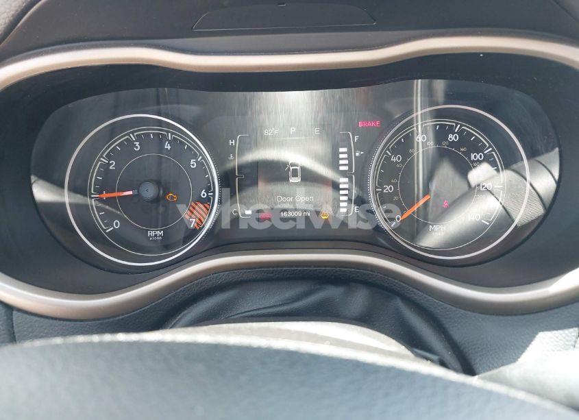 Photo 7 of 2015 Jeep Cherokee LATITUDE (VIN 1C4PJMCB6FW714883)