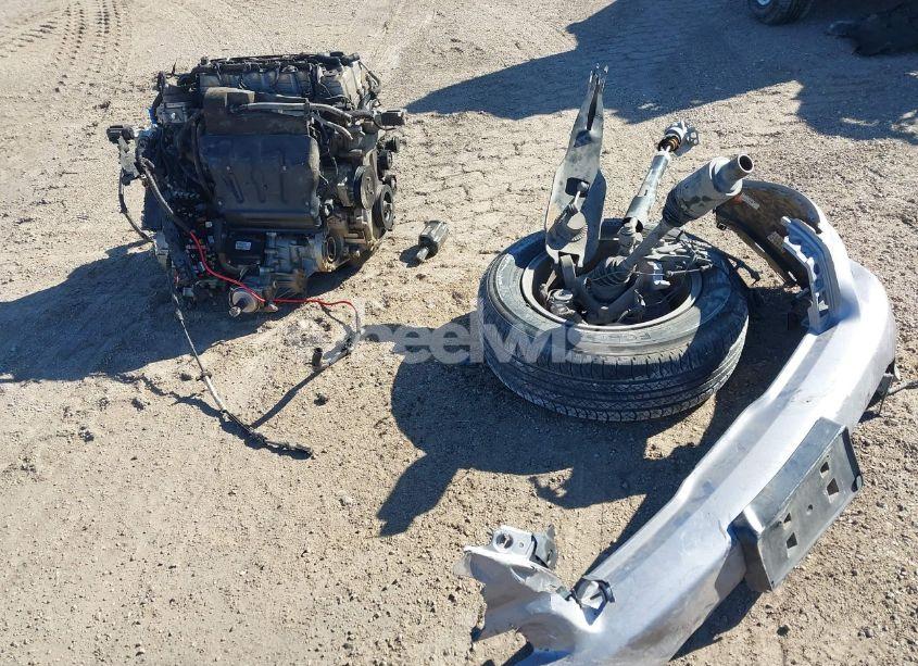 Photo 11 of 2015 Jeep Cherokee LATITUDE (VIN 1C4PJMCB6FW777515)