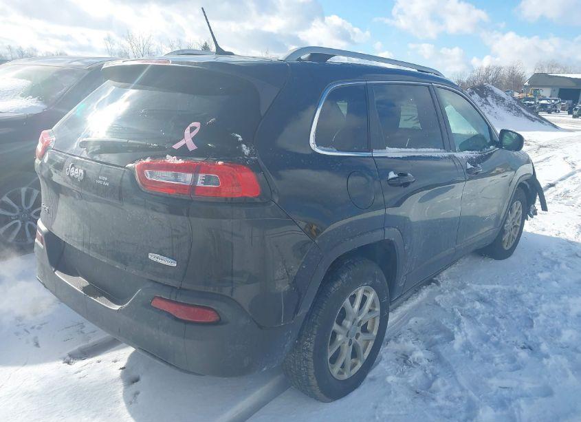 Photo 4 of 2015 Jeep Cherokee LATITUDE (VIN 1C4PJMCB6FW789423)