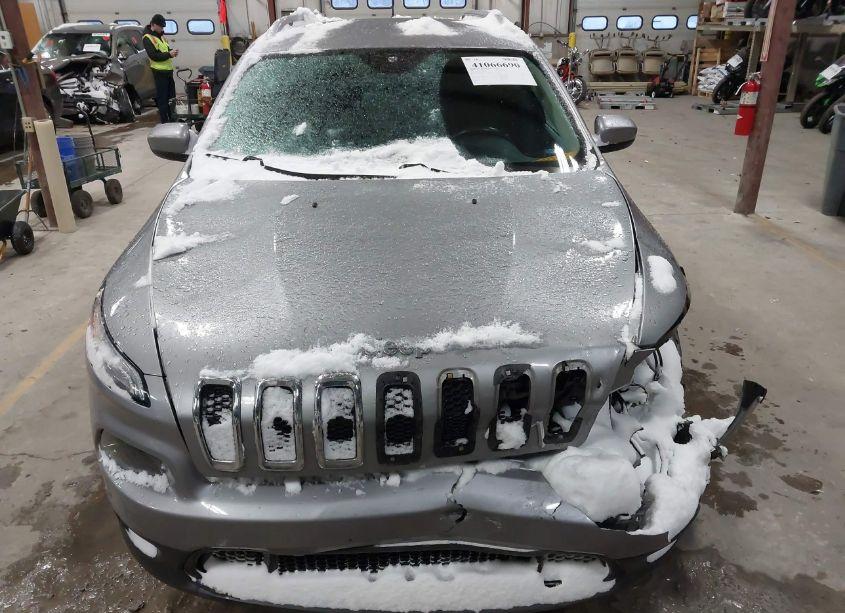 Photo 12 of 2016 Jeep Cherokee LATITUDE (VIN 1C4PJMCB6GW154915)