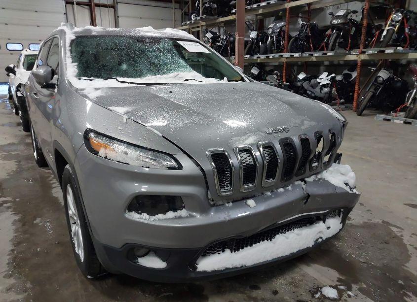 Photo 18 of 2016 Jeep Cherokee LATITUDE (VIN 1C4PJMCB6GW154915)