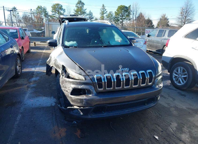 Photo 12 of 2016 Jeep Cherokee LATITUDE (VIN 1C4PJMCB6GW162187)