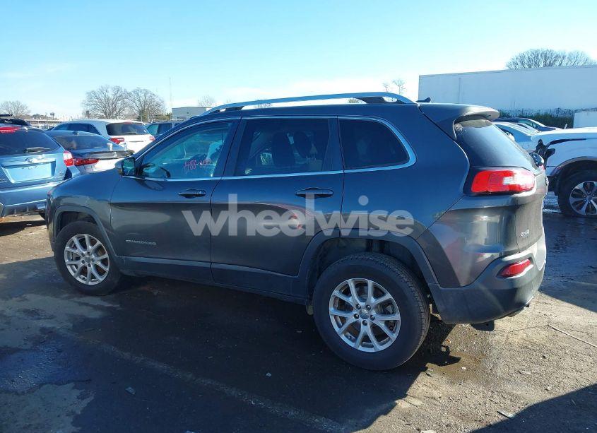 Photo 14 of 2016 Jeep Cherokee LATITUDE (VIN 1C4PJMCB6GW162187)
