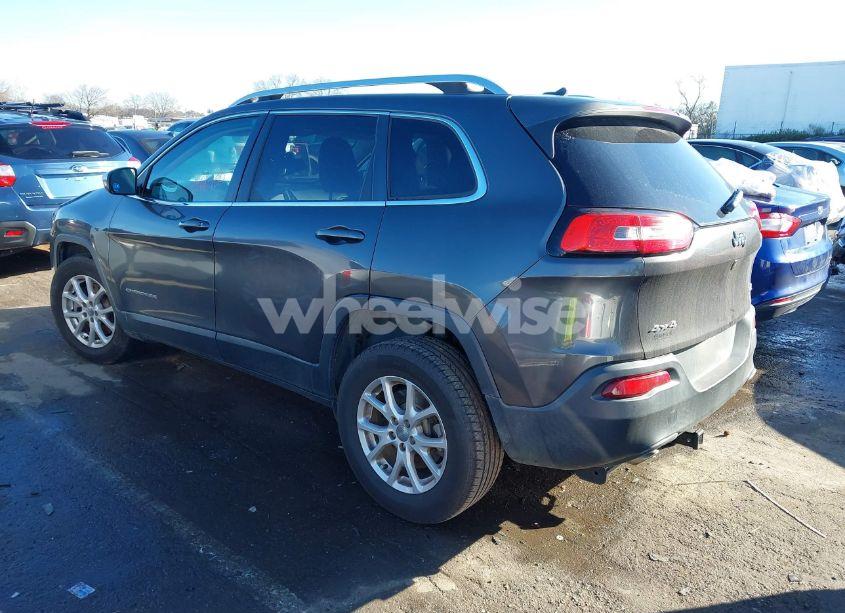 Photo 3 of 2016 Jeep Cherokee LATITUDE (VIN 1C4PJMCB6GW162187)