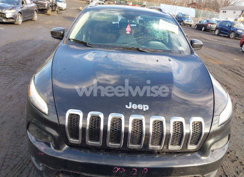 Photo 12 of 2016 Jeep Cherokee LATITUDE (VIN 1C4PJMCB6GW345413)