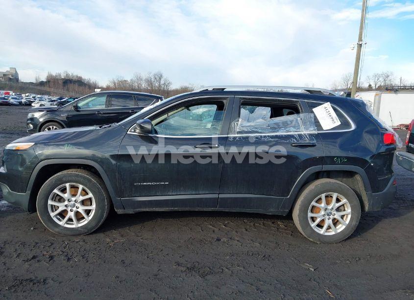 Photo 14 of 2016 Jeep Cherokee LATITUDE (VIN 1C4PJMCB6GW345413)