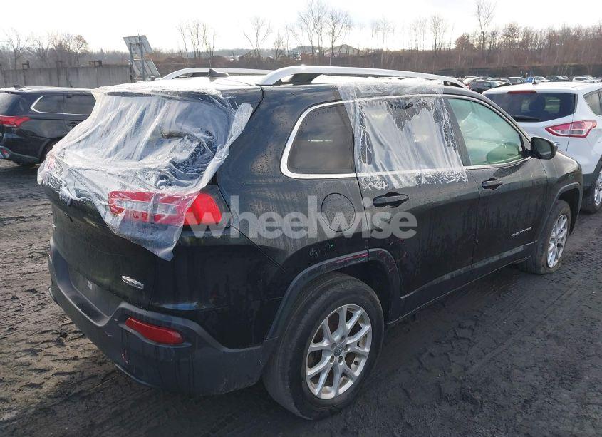 Photo 4 of 2016 Jeep Cherokee LATITUDE (VIN 1C4PJMCB6GW345413)