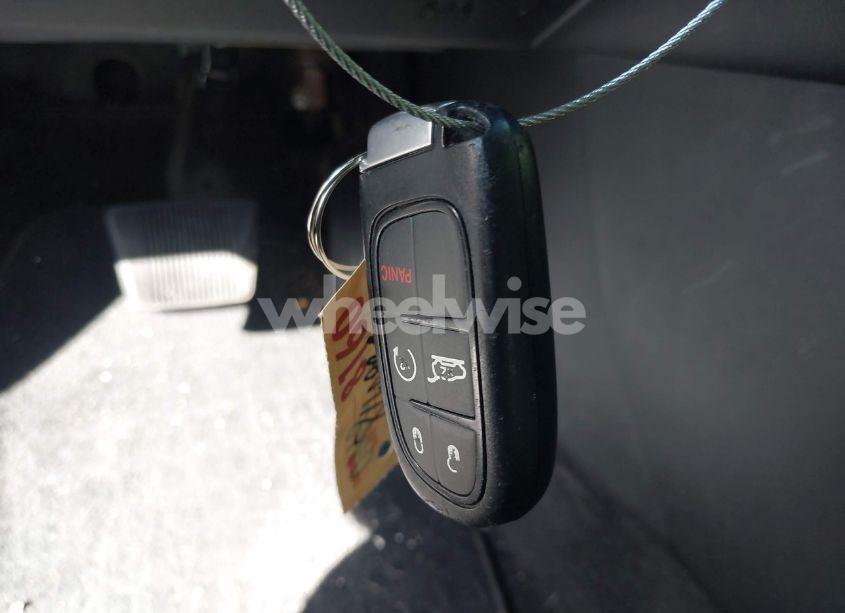 Photo 11 of 2017 Jeep Cherokee LATITUDE 4X4 (VIN 1C4PJMCB6HW506893)