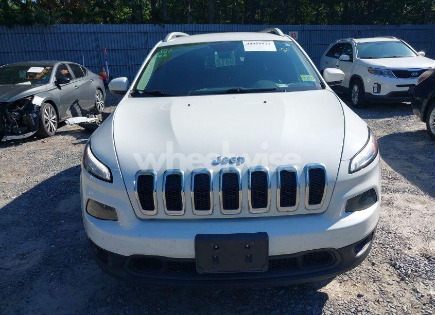 Photo 13 of 2017 Jeep Cherokee LATITUDE 4X4 (VIN 1C4PJMCB6HW506893)