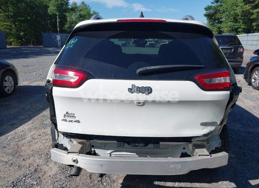 Photo 17 of 2017 Jeep Cherokee LATITUDE 4X4 (VIN 1C4PJMCB6HW506893)