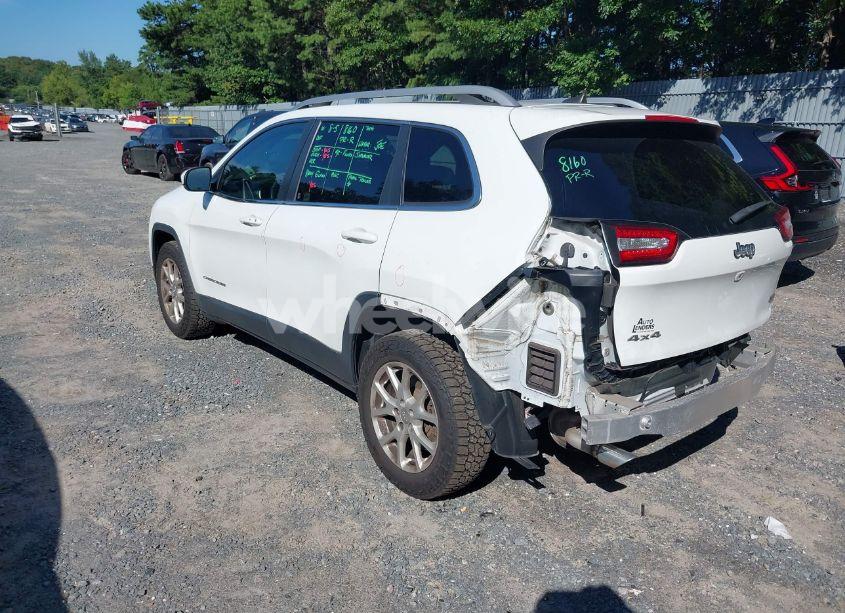 Photo 3 of 2017 Jeep Cherokee LATITUDE 4X4 (VIN 1C4PJMCB6HW506893)