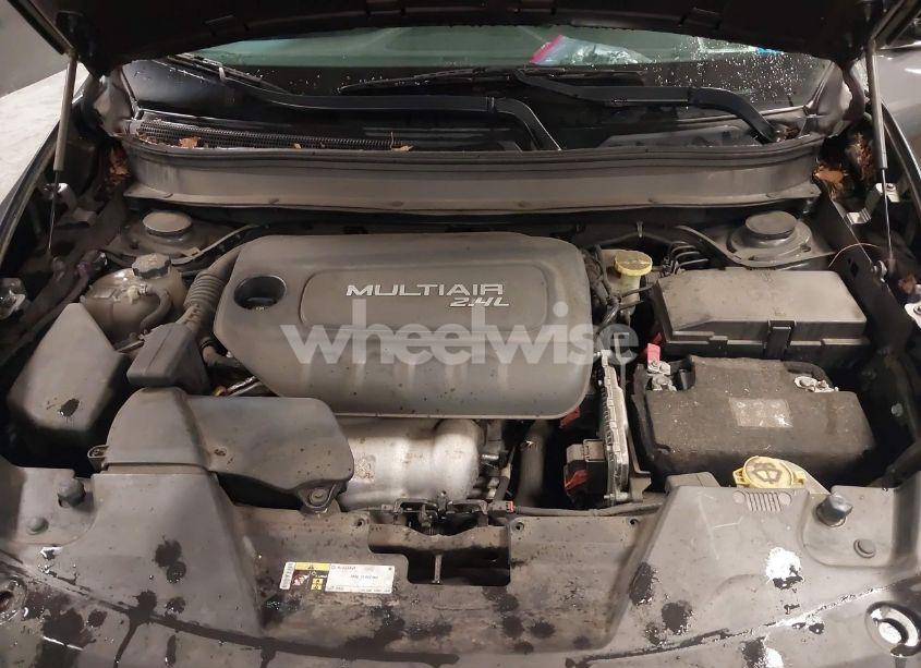 Photo 10 of 2017 Jeep Cherokee LATITUDE 4X4 (VIN 1C4PJMCB6HW512810)