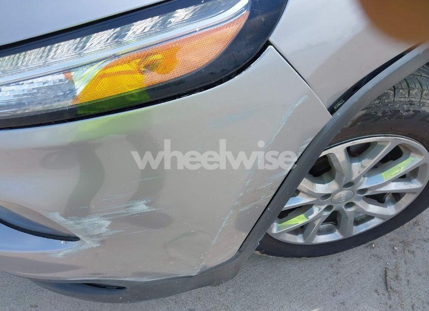 Photo 6 of 2017 Jeep Cherokee LATITUDE 4X4 (VIN 1C4PJMCB6HW524181)