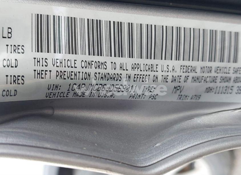 Photo 9 of 2018 Jeep Cherokee LATITUDE 4X4 (VIN 1C4PJMCB6JD569011)