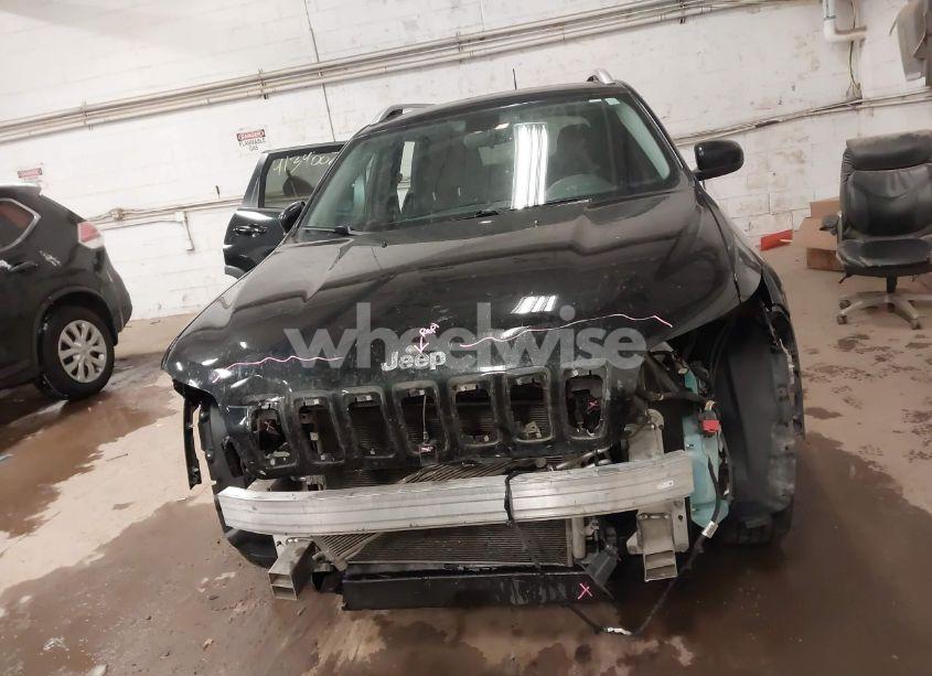 Photo 12 of 2020 Jeep Cherokee LATITUDE 4X4 (VIN 1C4PJMCB6LD651548)