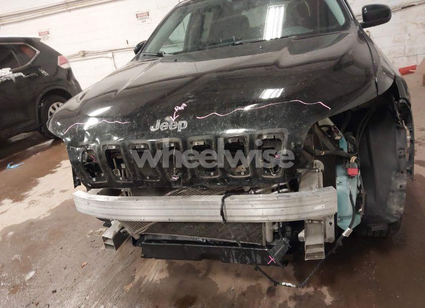 Photo 6 of 2020 Jeep Cherokee LATITUDE 4X4 (VIN 1C4PJMCB6LD651548)