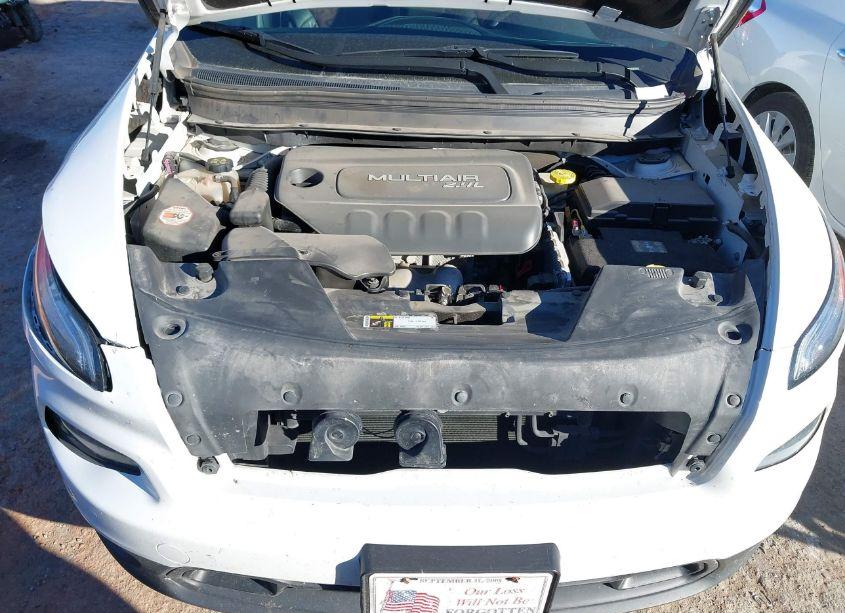 Photo 10 of 2014 Jeep Cherokee LATITUDE (VIN 1C4PJMCB7EW150580)