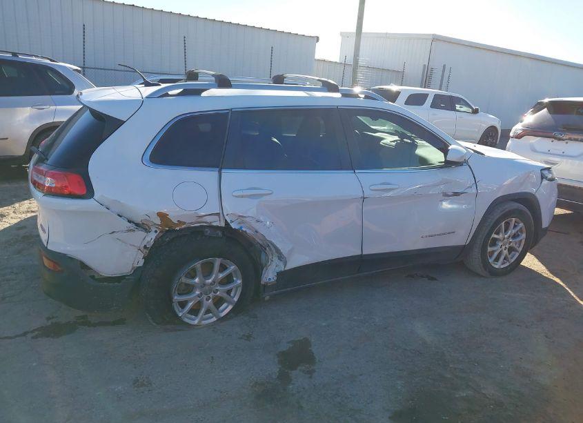 Photo 13 of 2014 Jeep Cherokee LATITUDE (VIN 1C4PJMCB7EW150580)