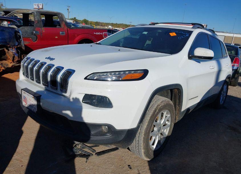 Photo 2 of 2014 Jeep Cherokee LATITUDE (VIN 1C4PJMCB7EW150580)