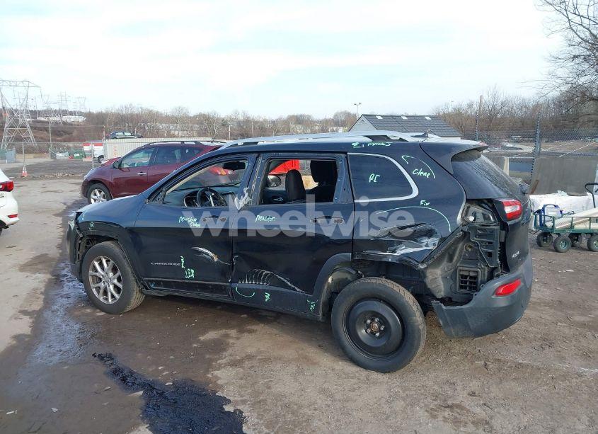 Photo 17 of 2014 Jeep Cherokee LATITUDE (VIN 1C4PJMCB7EW242823)