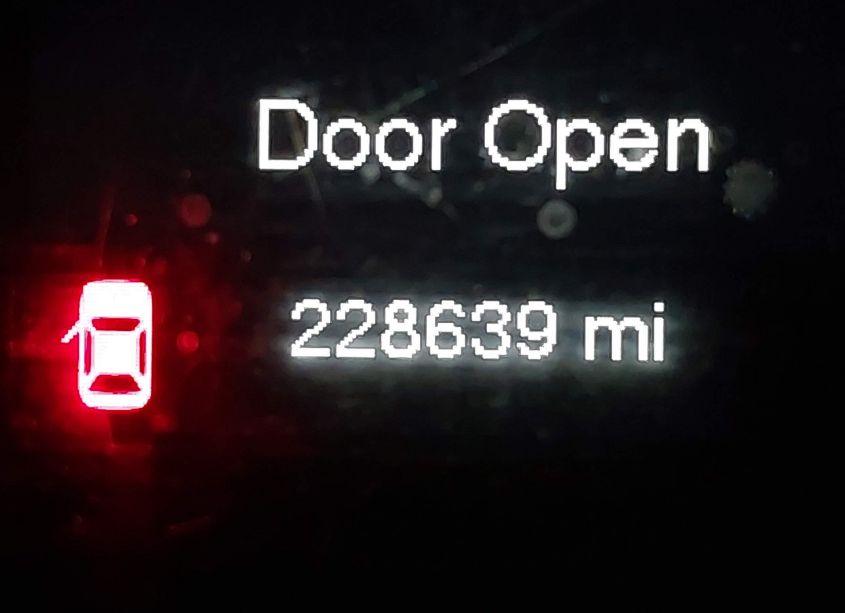 Photo 15 of 2014 Jeep Cherokee LATITUDE (VIN 1C4PJMCB7EW250887)