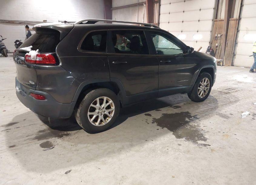 Photo 4 of 2014 Jeep Cherokee LATITUDE (VIN 1C4PJMCB7EW250887)