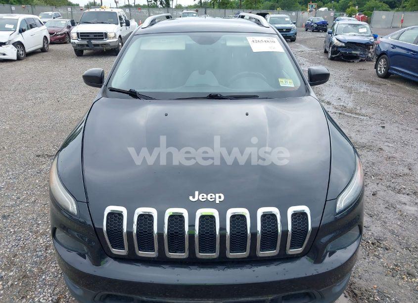 Photo 6 of 2014 Jeep Cherokee LATITUDE (VIN 1C4PJMCB7EW265437)