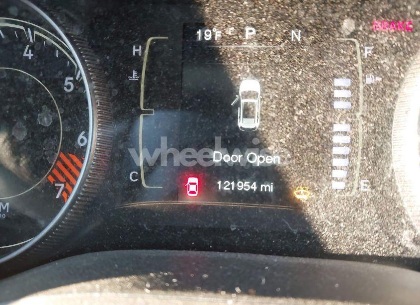 Photo 15 of 2014 Jeep Cherokee LATITUDE (VIN 1C4PJMCB7EW305242)