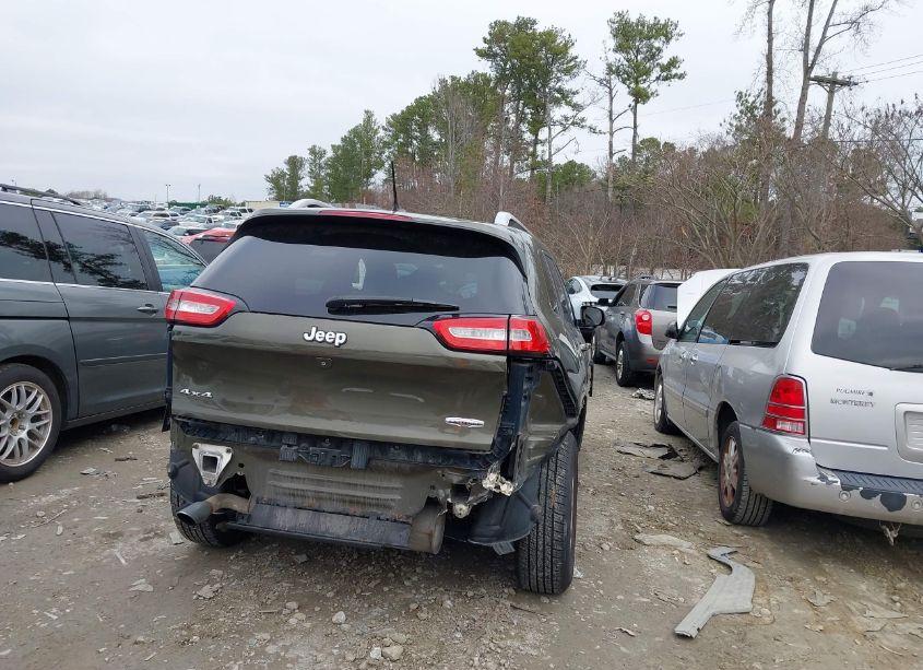 Photo 16 of 2015 Jeep Cherokee LATITUDE (VIN 1C4PJMCB7FW515549)