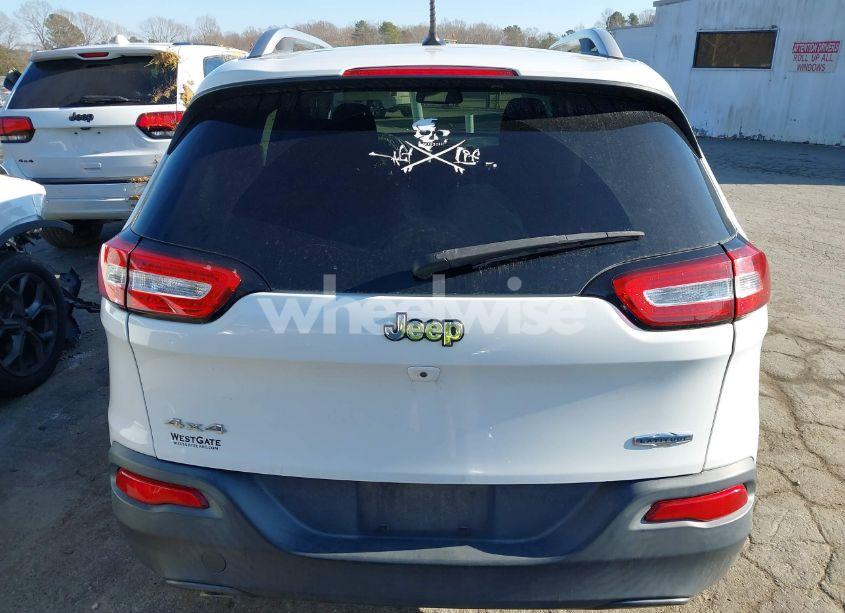 Photo 16 of 2015 Jeep Cherokee LATITUDE (VIN 1C4PJMCB7FW675348)