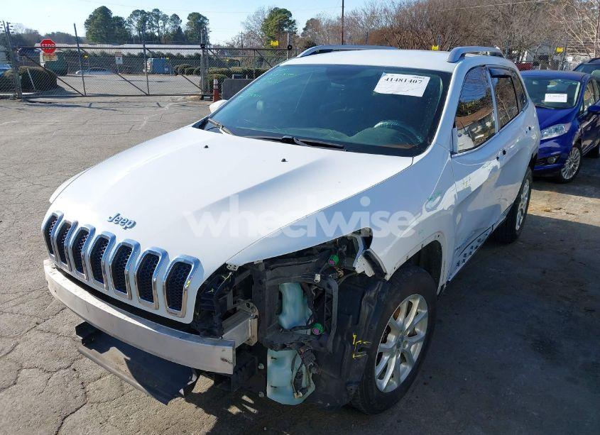 Photo 2 of 2015 Jeep Cherokee LATITUDE (VIN 1C4PJMCB7FW675348)