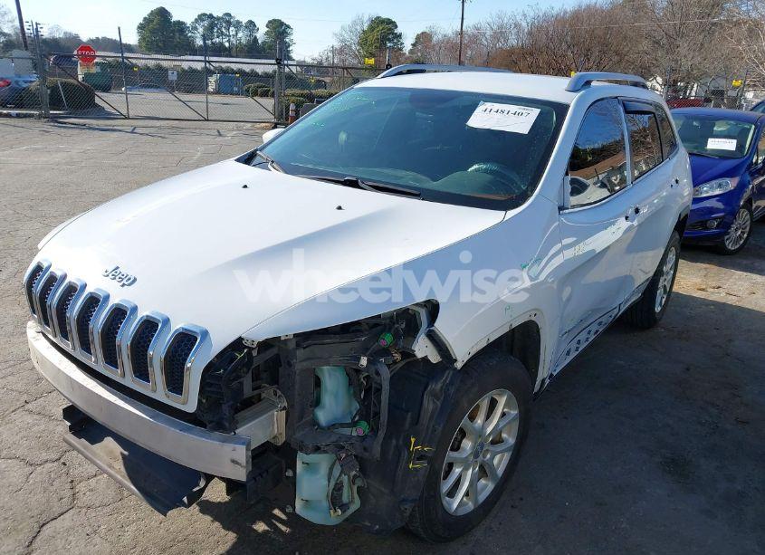 Photo 6 of 2015 Jeep Cherokee LATITUDE (VIN 1C4PJMCB7FW675348)
