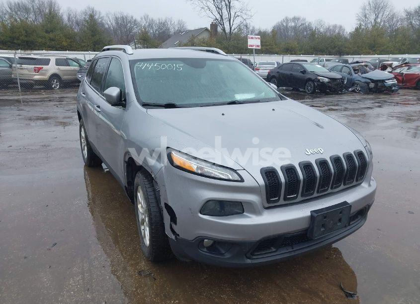 2015 Jeep Cherokee LATITUDE (VIN 1C4PJMCB7FW679013) main photo