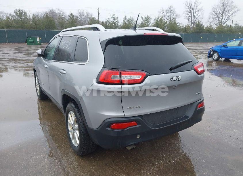 Photo 3 of 2015 Jeep Cherokee LATITUDE (VIN 1C4PJMCB7FW679013)