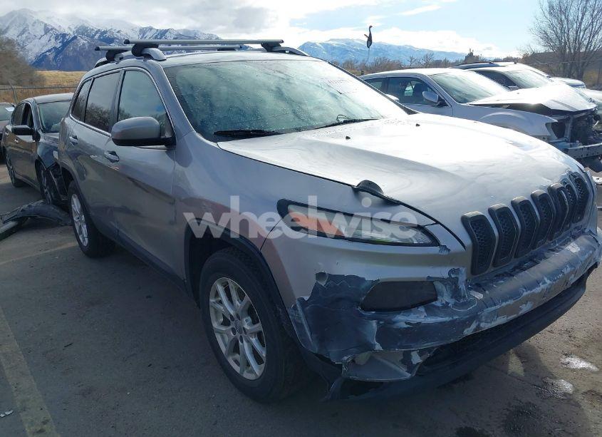 2015 Jeep Cherokee LATITUDE (VIN 1C4PJMCB7FW679464) main photo