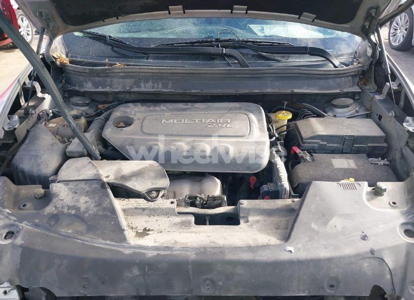 Photo 10 of 2015 Jeep Cherokee LATITUDE (VIN 1C4PJMCB7FW679464)