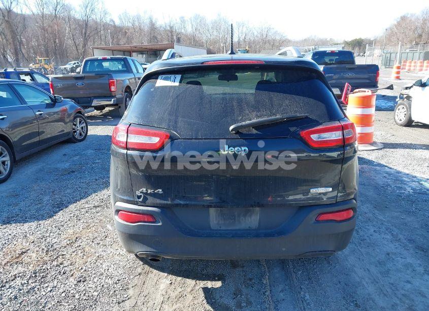 Photo 16 of 2015 Jeep Cherokee LATITUDE (VIN 1C4PJMCB7FW691856)