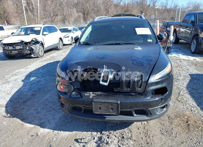 Photo 6 of 2015 Jeep Cherokee LATITUDE (VIN 1C4PJMCB7FW691856)