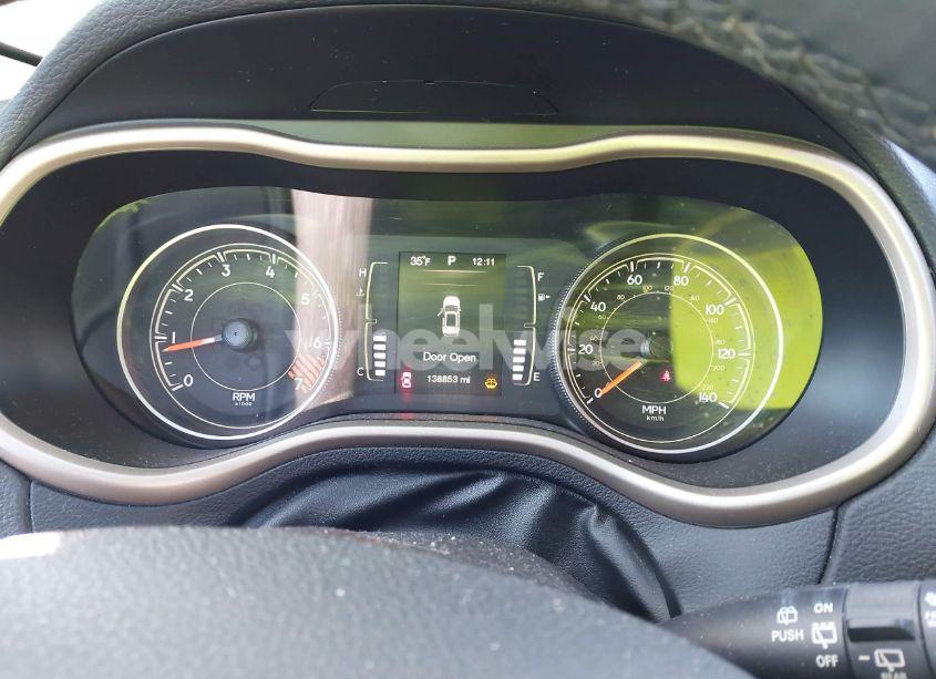 Photo 7 of 2015 Jeep Cherokee LATITUDE (VIN 1C4PJMCB7FW691856)