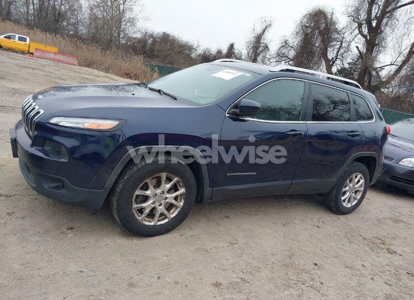Photo 14 of 2015 Jeep Cherokee LATITUDE (VIN 1C4PJMCB7FW708994)