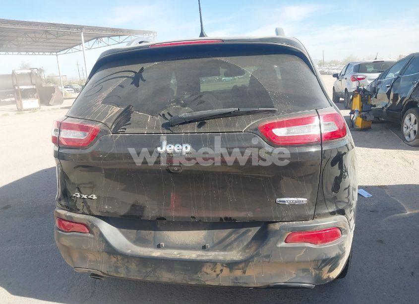 Photo 16 of 2016 Jeep Cherokee LATITUDE (VIN 1C4PJMCB7GW130851)