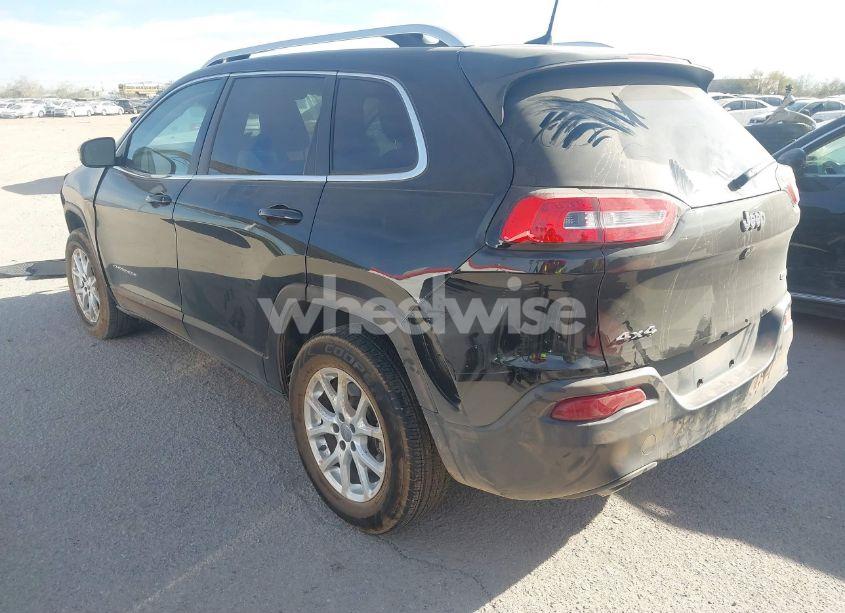 Photo 3 of 2016 Jeep Cherokee LATITUDE (VIN 1C4PJMCB7GW130851)