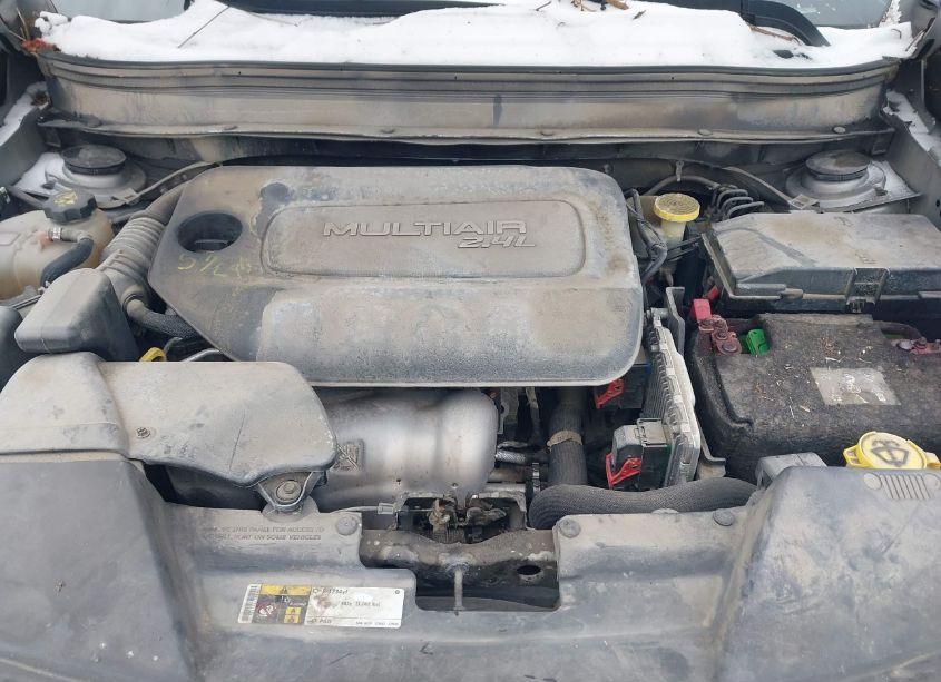 Photo 10 of 2016 Jeep Cherokee LATITUDE (VIN 1C4PJMCB7GW183016)