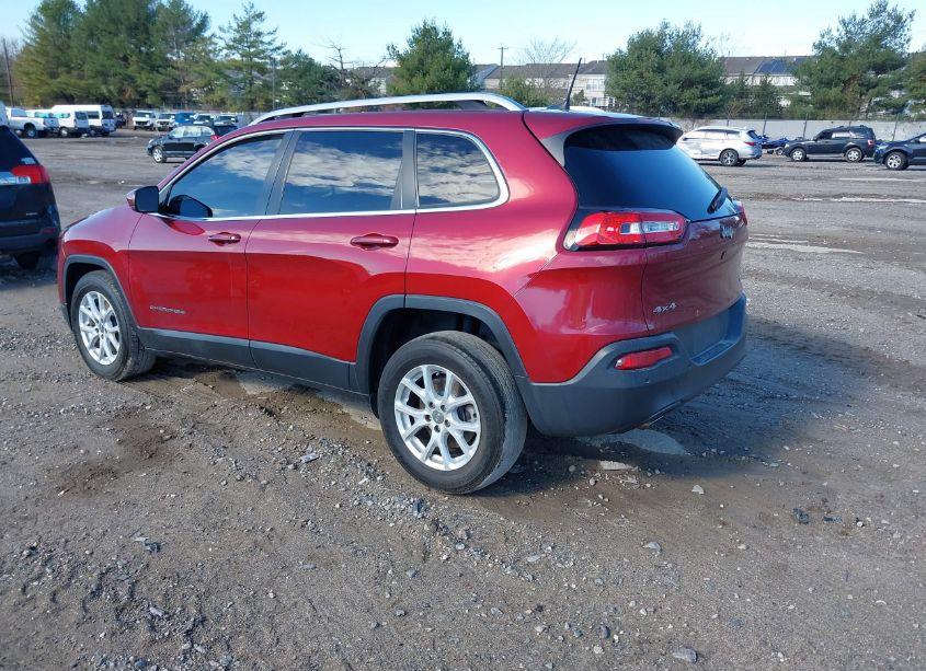 Photo 3 of 2016 Jeep Cherokee LATITUDE (VIN 1C4PJMCB7GW252853)