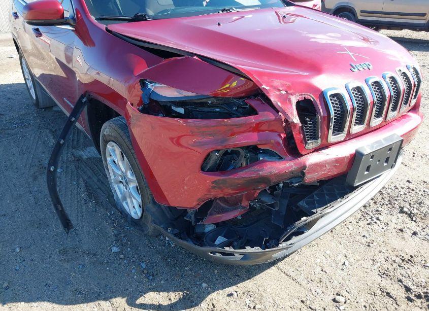 Photo 6 of 2016 Jeep Cherokee LATITUDE (VIN 1C4PJMCB7GW252853)