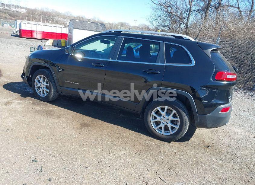 Photo 3 of 2017 Jeep Cherokee LATITUDE 4X4 (VIN 1C4PJMCB7HW612477)