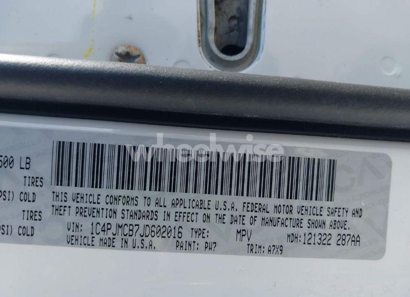 Photo 9 of 2018 Jeep Cherokee LATITUDE 4X4 (VIN 1C4PJMCB7JD602016)