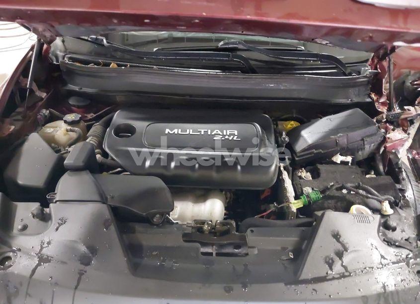 Photo 10 of 2018 Jeep Cherokee LATITUDE TECH CONNECT 4X4 (VIN 1C4PJMCB7JD617325)